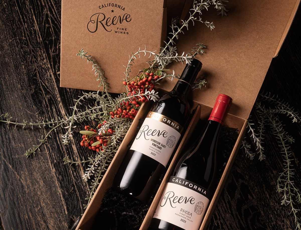 Reeve Red Duo holiday gift pack