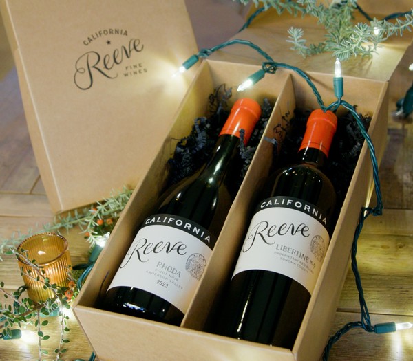 Red Holiday Duo 2025